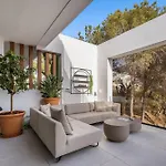 Apartment Oasis